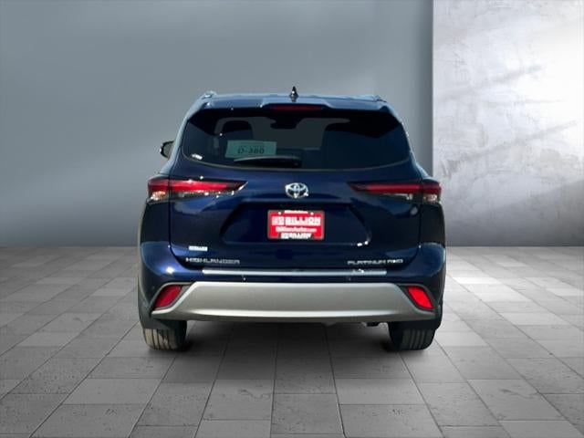 2024 Toyota HIGHLANDER Platinum