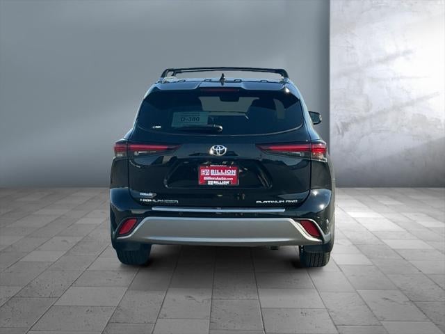 2024 Toyota HIGHLANDER Platinum