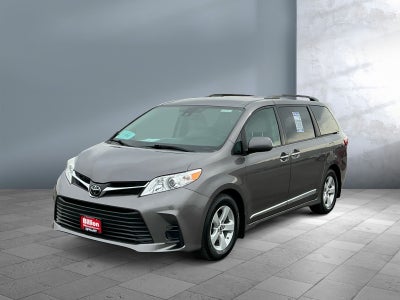 2019 Toyota SIENNA LE 3.5L LE