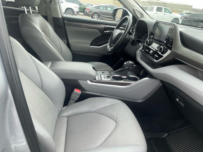 2022 Toyota HIGHLANDER HYBRD Hybrid Limited