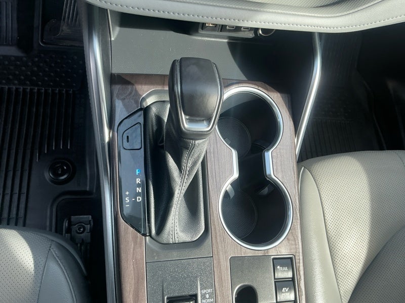 2023 Toyota HIGHLANDER HYBRD Hybrid Limited