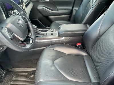 2023 Toyota Highlander Hybrid Hybrid Limited