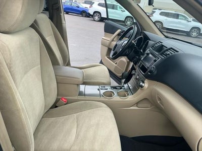 2013 Toyota HIGHLANDER Plus