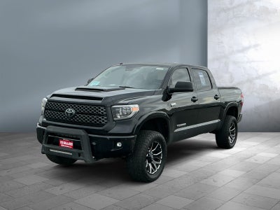 2018 Toyota TUNDRA 4X4 SR5