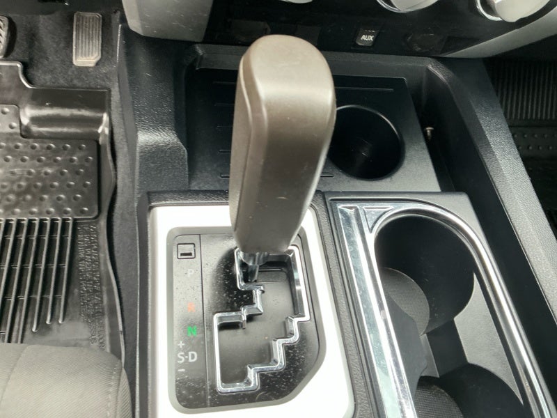 2018 Toyota TUNDRA 4X4 SR5