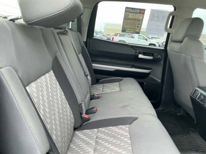 2018 Toyota TUNDRA 4X4 SR5