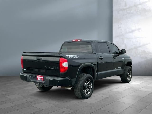 2018 Toyota TUNDRA 4X4 SR5