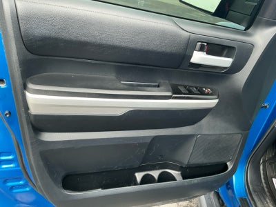 2017 Toyota TUNDRA 4X4 SR5
