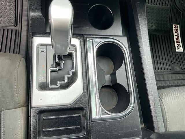 2017 Toyota TUNDRA 4X4 SR5