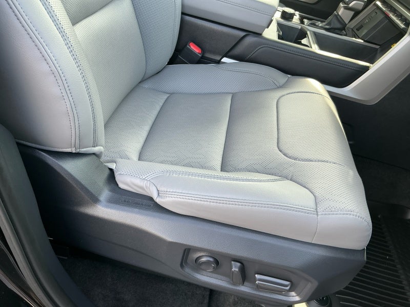 2023 Toyota TUNDRA 4X4 Limited