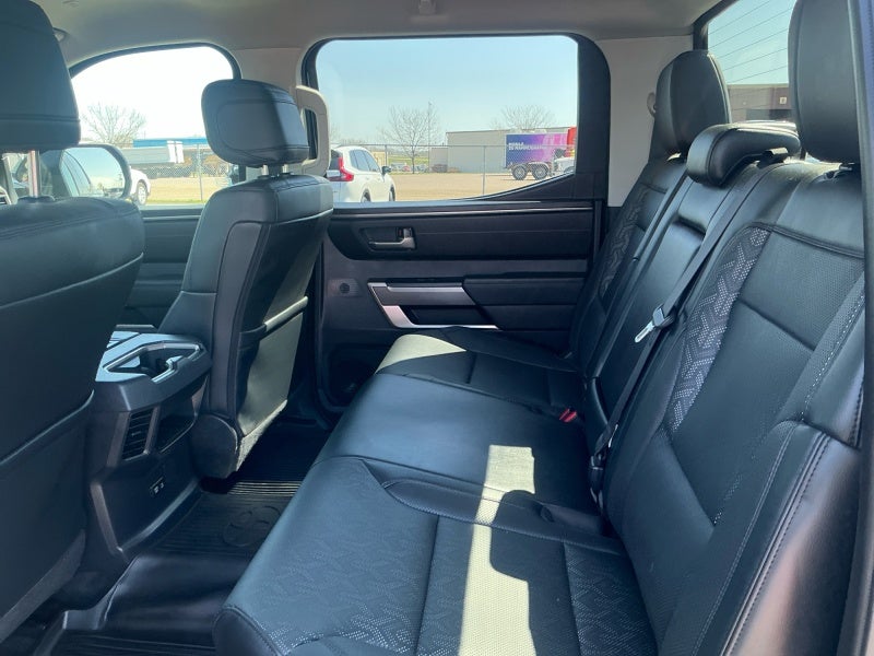 2024 Toyota TUNDRA 4X4 SR5