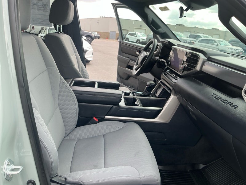 2025 Toyota Tundra 4WD SR5