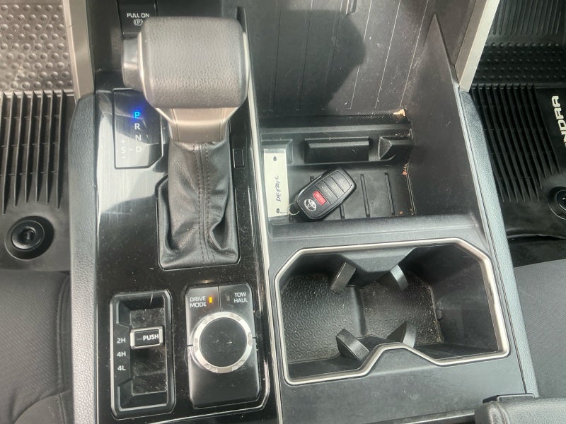 2023 Toyota TUNDRA 4X4 SR5