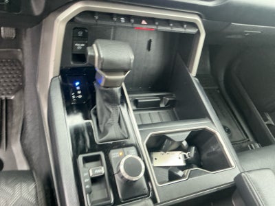 2024 Toyota Tundra 4WD SR5