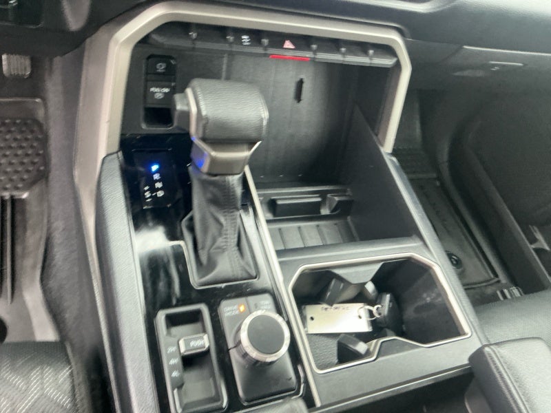 2024 Toyota Tundra 4WD SR5