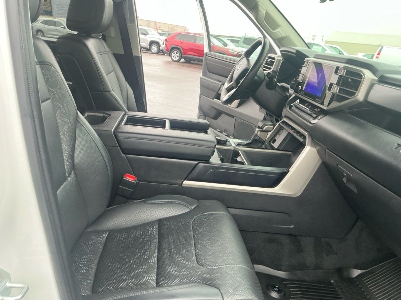 2024 Toyota Tundra 4WD SR5
