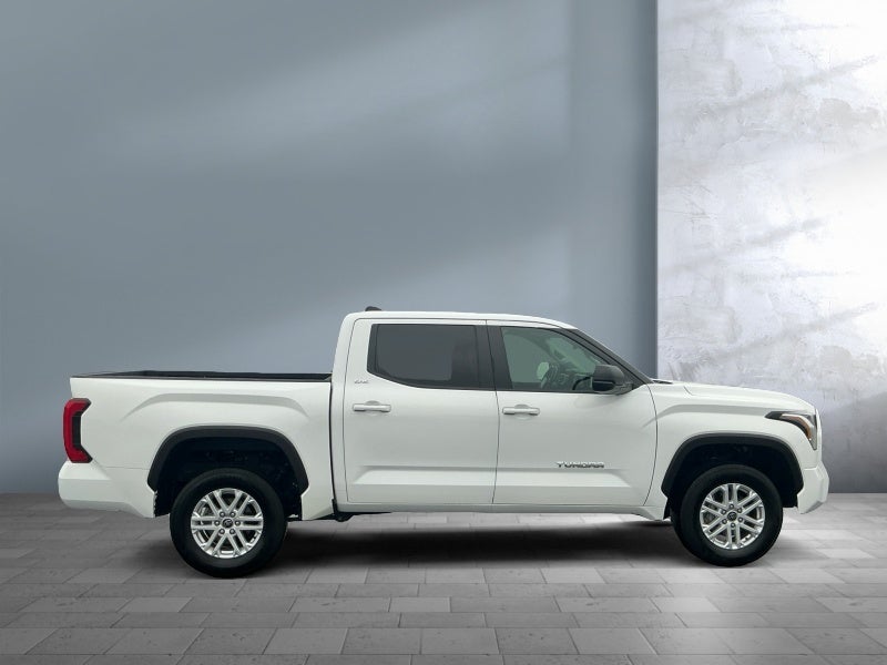 2024 Toyota Tundra 4WD SR5