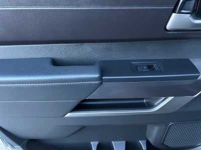 2025 Toyota TUNDRA 4X4 SR5