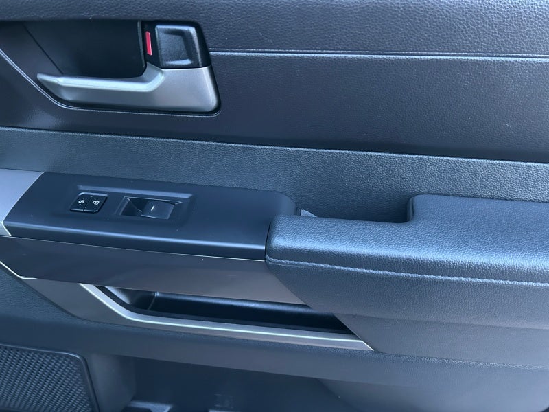 2025 Toyota TUNDRA 4X4 SR5