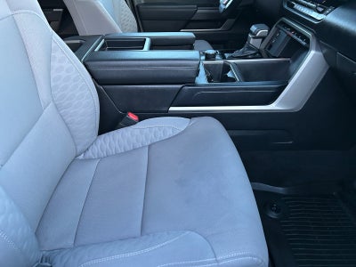 2025 Toyota TUNDRA 4X4 SR5