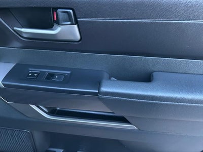 2025 Toyota TUNDRA 4X4 SR5