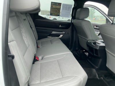 2025 Toyota Tundra 4WD SR5