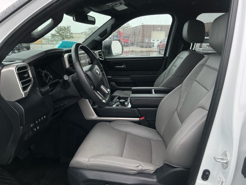 2025 Toyota Tundra 4WD SR5