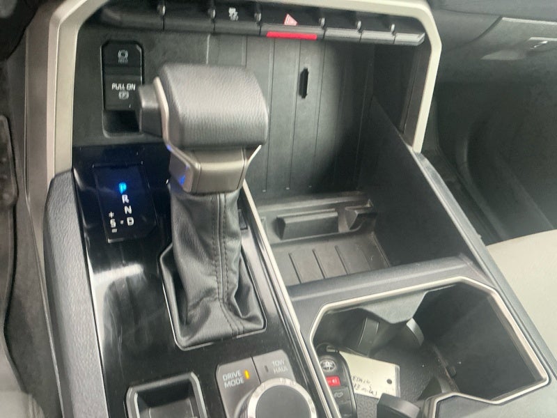 2023 Toyota Tundra 4WD SR5