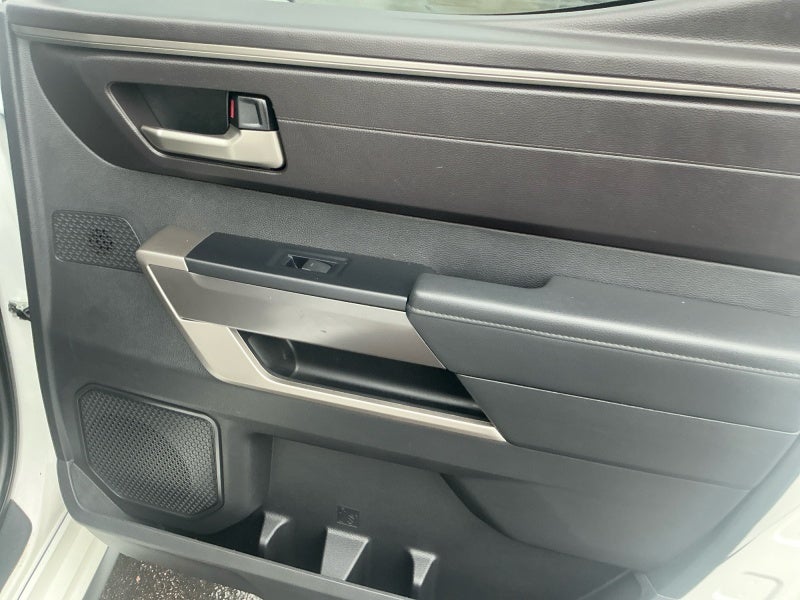 2023 Toyota Tundra 4WD SR5