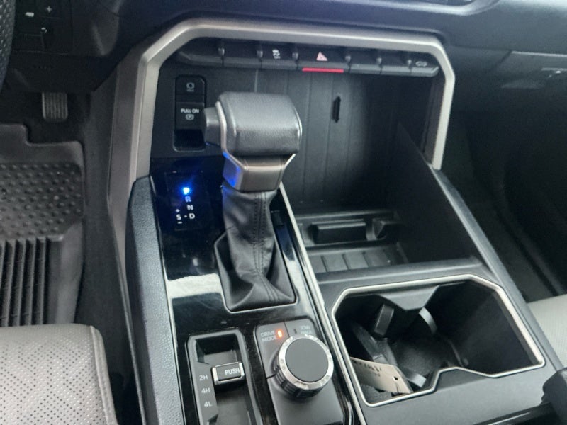 2025 Toyota Tundra 4WD SR5