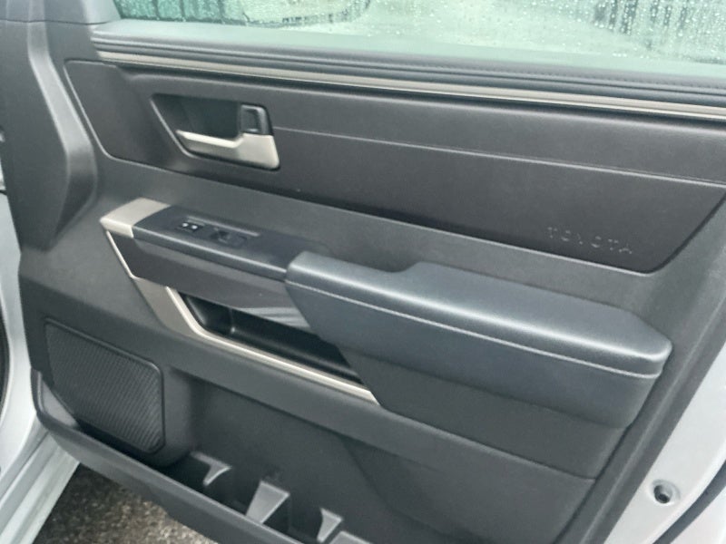 2025 Toyota Tundra 4WD SR5