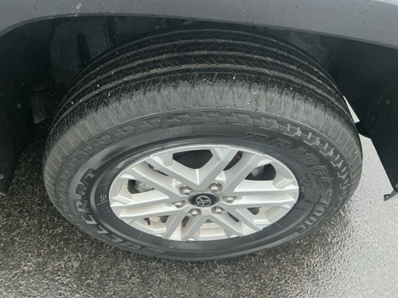 2025 Toyota Tundra 4WD SR5