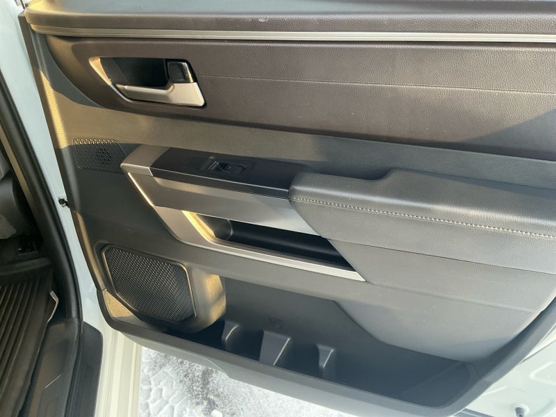 2024 Toyota TUNDRA 4X4 SR5