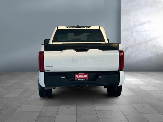 2024 Toyota TUNDRA 4X4 SR5