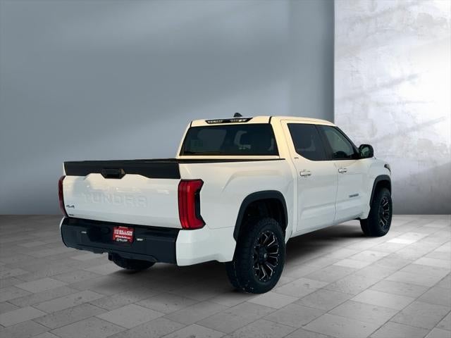 2024 Toyota TUNDRA 4X4 SR5