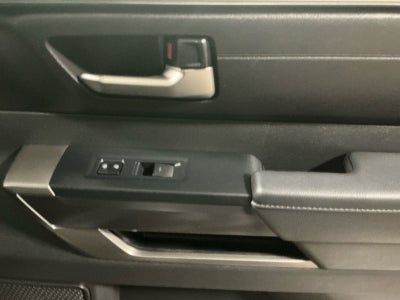 2025 Toyota TUNDRA 4X4 SR5