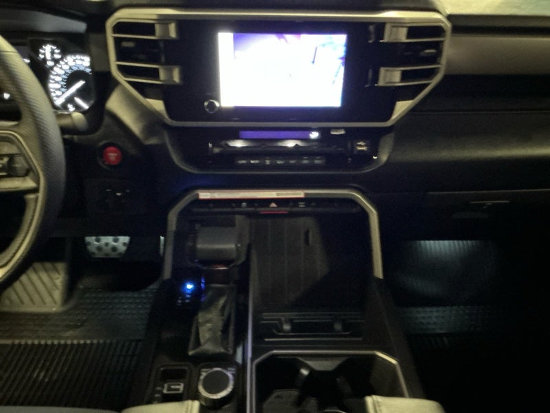 2025 Toyota TUNDRA 4X4 SR5