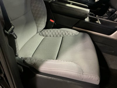 2025 Toyota TUNDRA 4X4 SR5