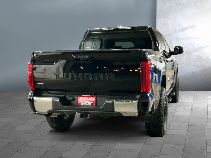 2025 Toyota TUNDRA 4X4 SR5