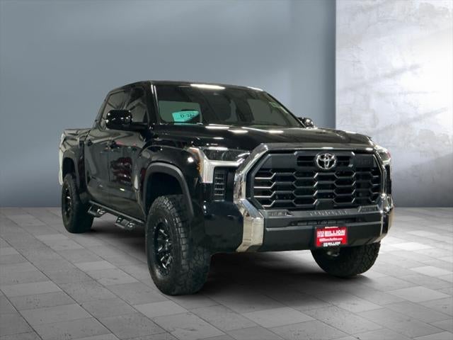 2025 Toyota TUNDRA 4X4 SR5