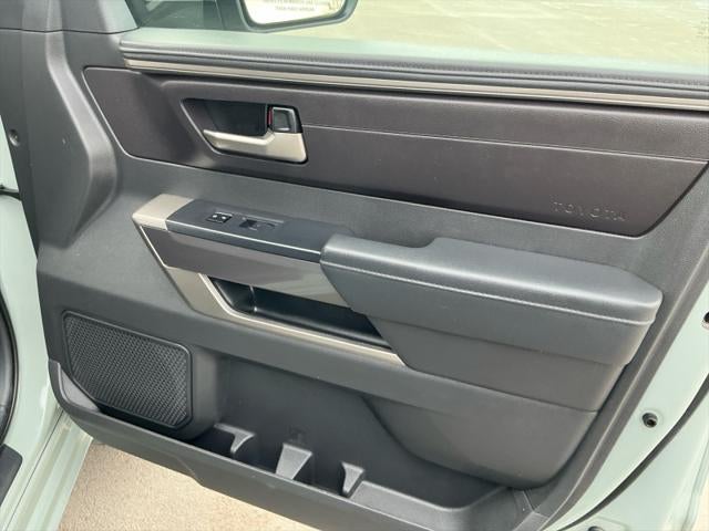 2024 Toyota TUNDRA 4X4 SR5