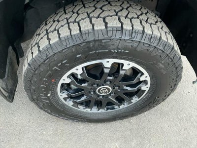 2024 Toyota TUNDRA 4X4 SR5