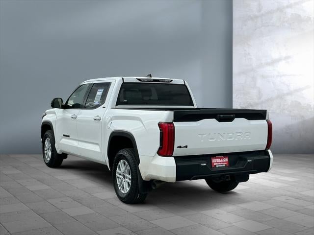 2024 Toyota TUNDRA 4X4 SR5