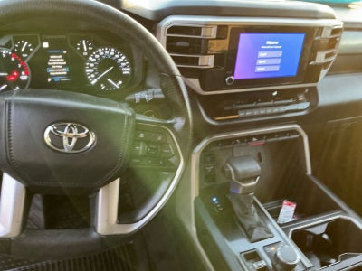 2025 Toyota Tundra 4WD SR5