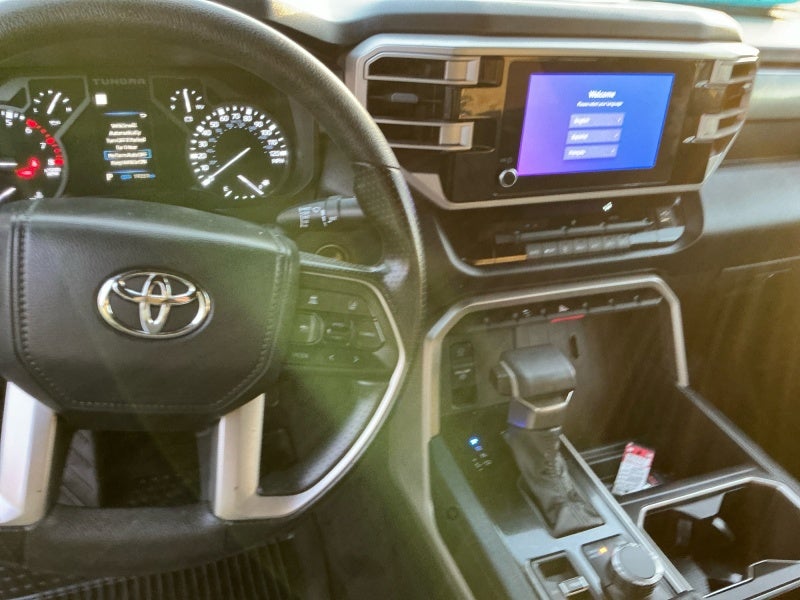 2025 Toyota Tundra 4WD SR5