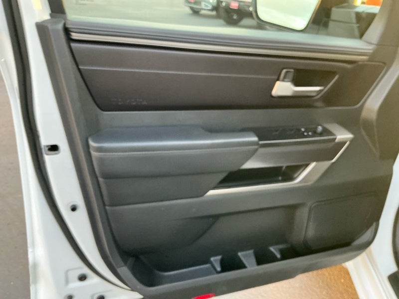 2025 Toyota Tundra 4WD SR5