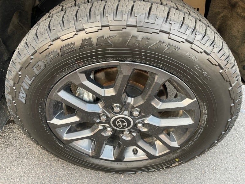 2022 Toyota TUNDRA 4X4 Platinum