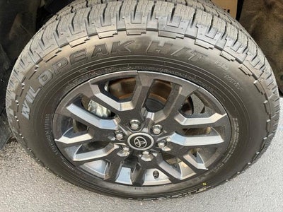 2022 Toyota TUNDRA 4X4 Platinum