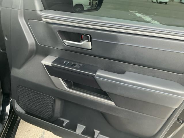 2023 Toyota TUNDRA 4X4 Platinum