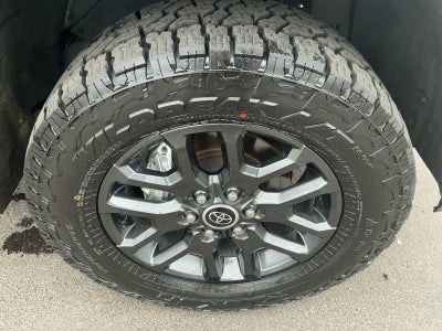 2023 Toyota TUNDRA 4X4 Platinum